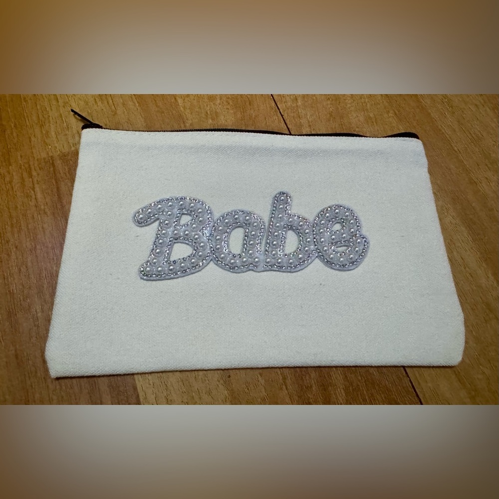 Hand Crafted Canvas Zipper Pouch - Picture 6 of 7